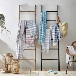 Hamamtuch L 170 X B 90cm SURFSIDE In Türkis 9 Hamamtuch L 170 X B 90cm SURFSIDE In Türkis -Butlers butlers hamamtuch l 170 x b 90cm surfside in turkis 1