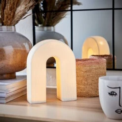 LED Lichterbogen Höhe 20cm RAINBOW In Weiß 11 LED Lichterbogen Höhe 20cm RAINBOW In Weiß -Butlers butlers led lichterbogen hohe 20cm rainbow in weiss 2