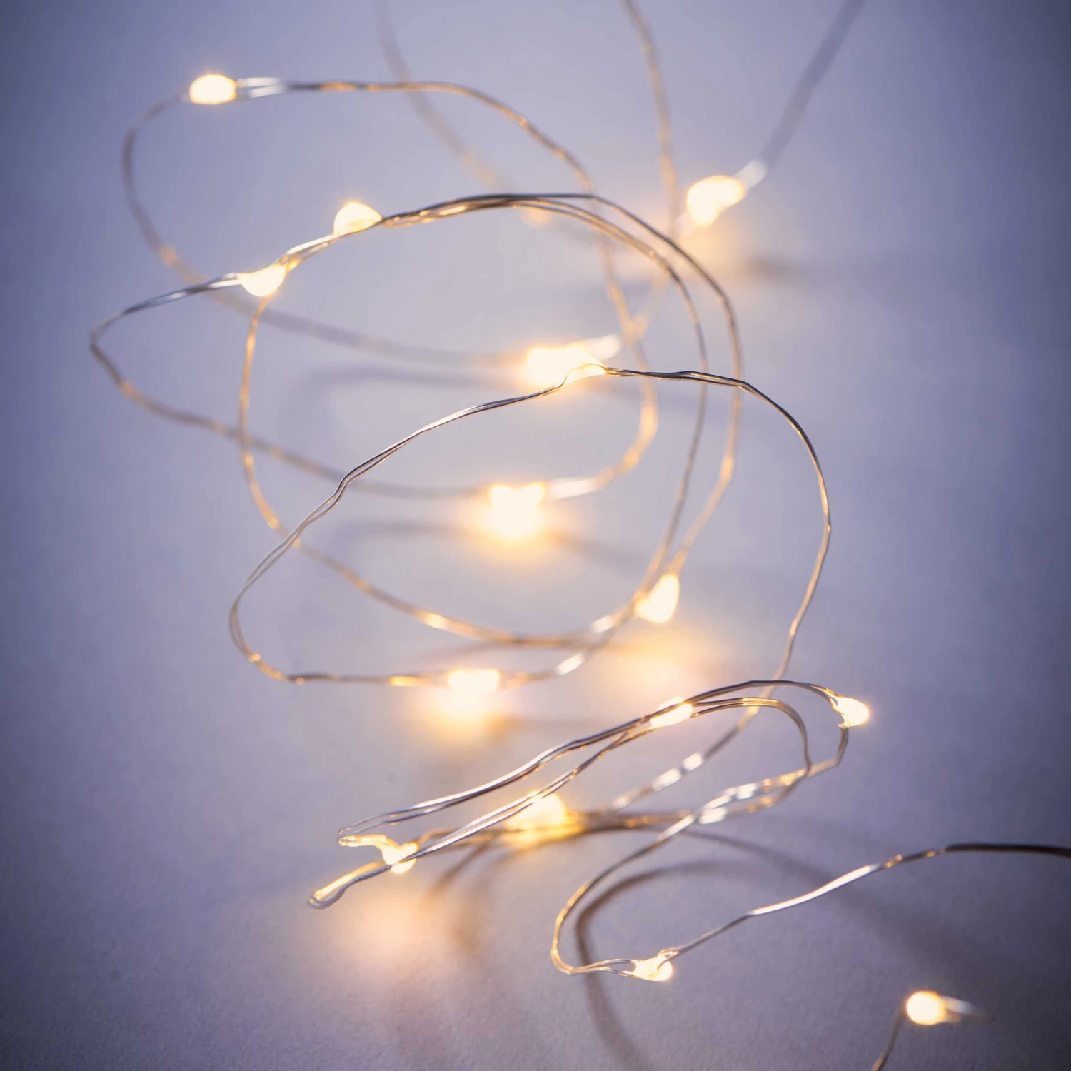 LED Lichterkette 100 Lichter Mit USB-Batteriefach TWINE LIGHTS In Silber 10 LED Lichterkette 100 Lichter Mit USB-Batteriefach TWINE LIGHTS In Silber – Bild 8
