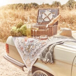 Picknickdecke L 175 X B 154cm BETWEEN FLOWERS In Creme 21 Picknickdecke L 175 X B 154cm BETWEEN FLOWERS In Creme -Butlers butlers picknickdecke l 175 x b 154cm between flowers in creme 7